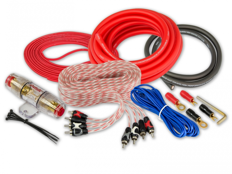 Комплект проводов Aura AMP-2404 4х20мм2 Комплект проводов Aura AMP-2404 4х20мм2