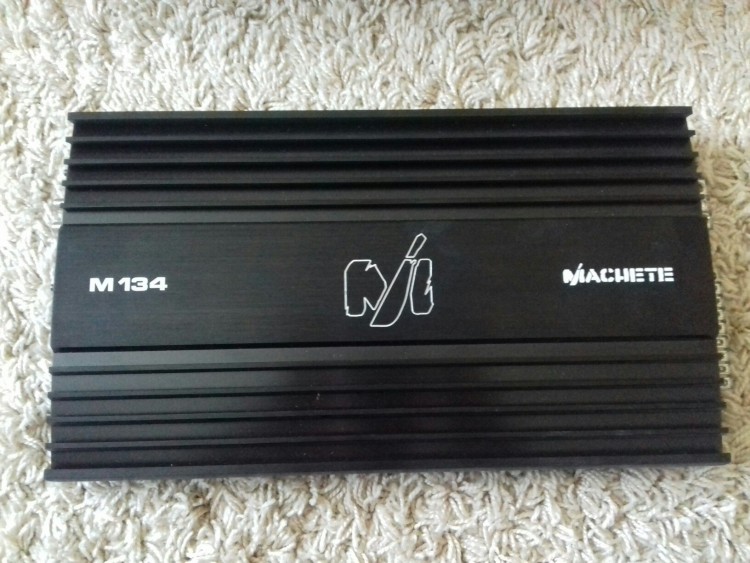 Усилитель ALPHARD Machete M134 Усилитель ALPHARD Machete M134 Усилитель ALPHARD Machete M134